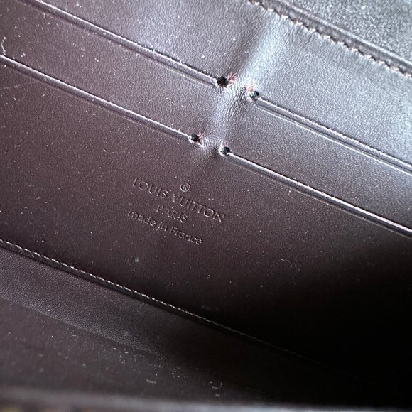 Louis Vuitton Monogram Vernis Zippy Wallet in Amarante M90416 - Picture 15 of 16